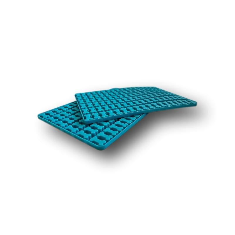 Treats4Dogs Premium baking mat medium bones turquoise - 2pcs.